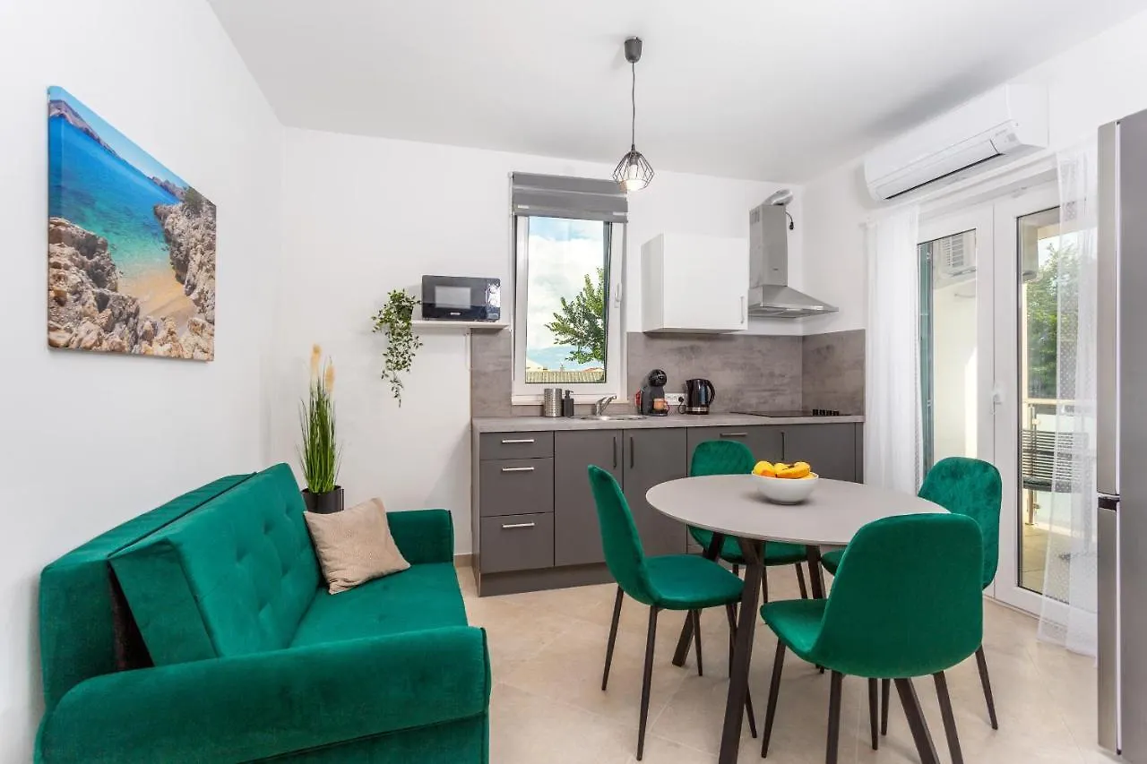 Divine Apartments Baška