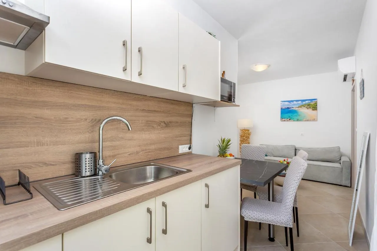 Divine Apartments Baška