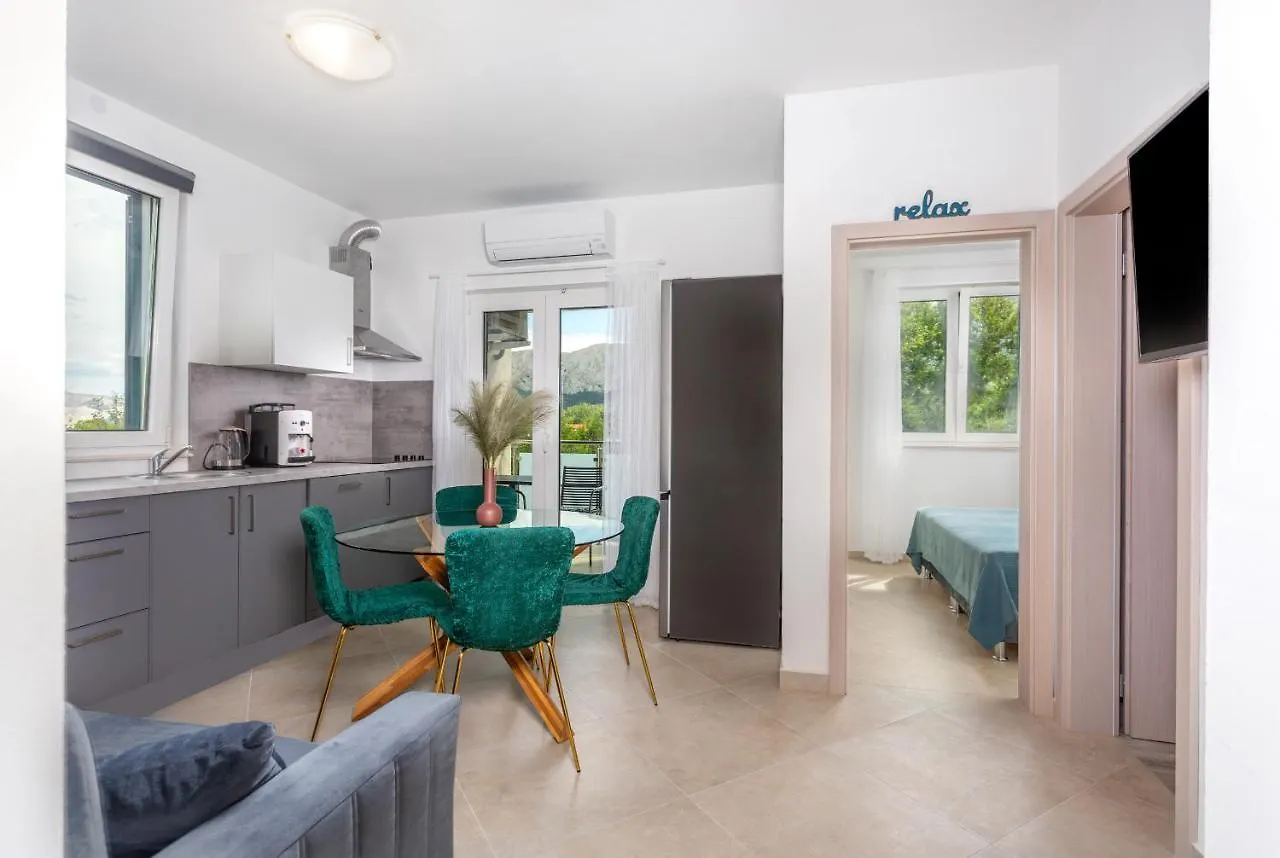 Divine Apartments Baška Hırvatistan