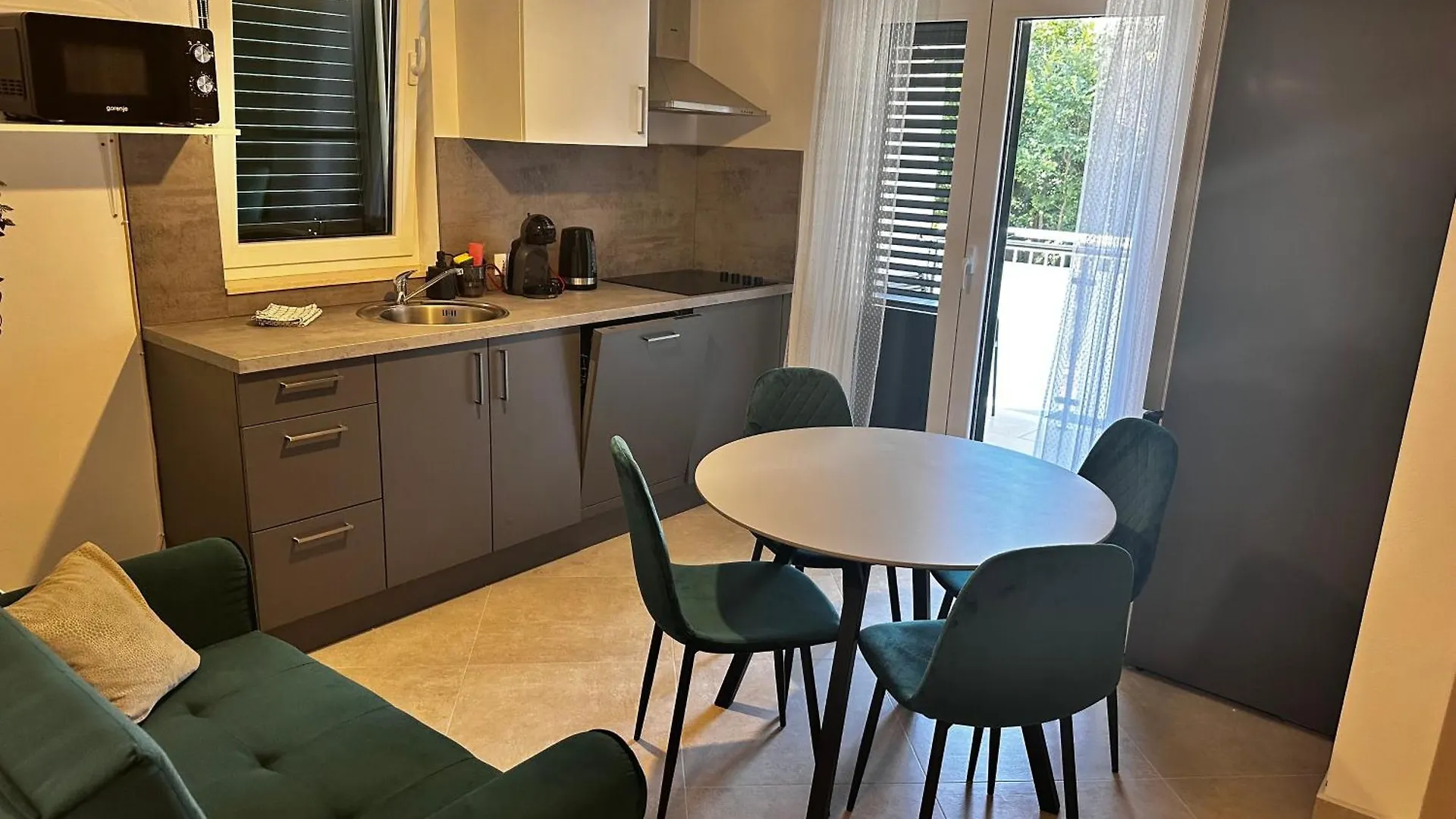 Divine Apartments Baška