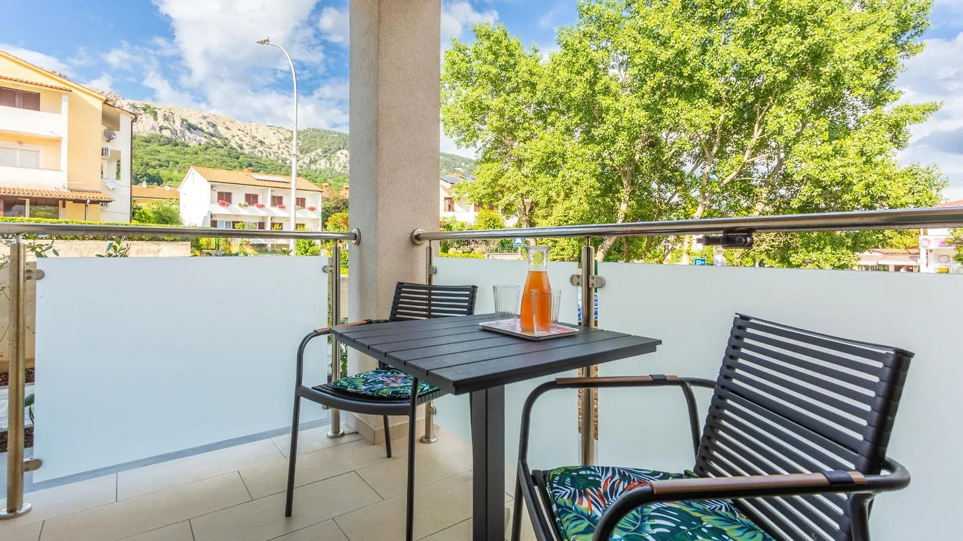 Divine Apartments Baška 0*,  Hırvatistan